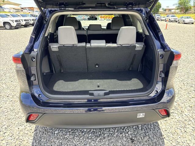 used 2024 Toyota Highlander car, priced at $46,995