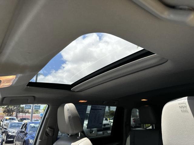 used 2018 Toyota Highlander car