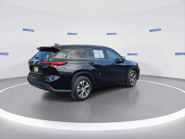 used 2022 Toyota Highlander car, priced at $37,995