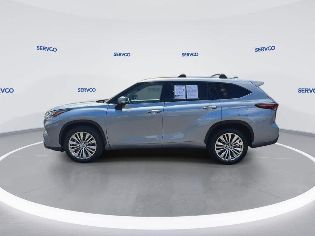 used 2024 Toyota Highlander car, priced at $44,595