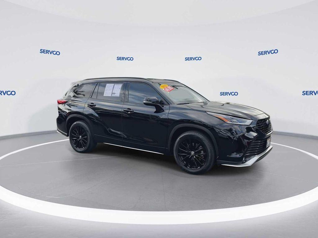 used 2023 Toyota Highlander car, priced at $39,995