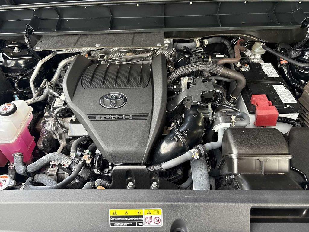 used 2023 Toyota Highlander car, priced at $39,995