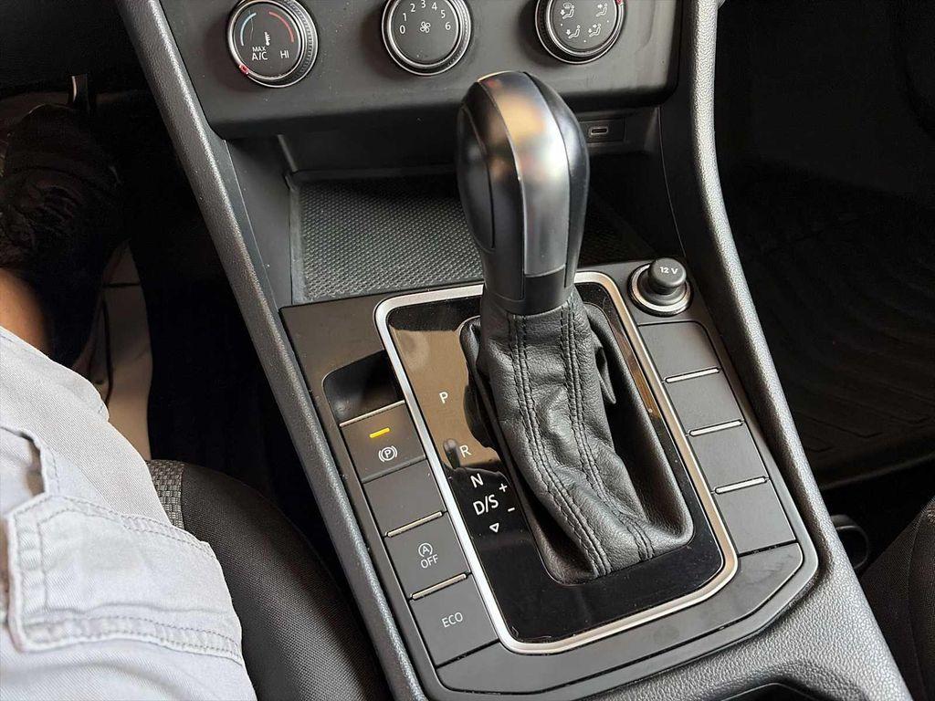 used 2020 Volkswagen Jetta car, priced at $13,995