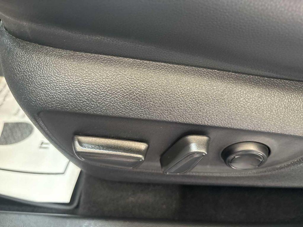 used 2022 Toyota Highlander car, priced at $37,800