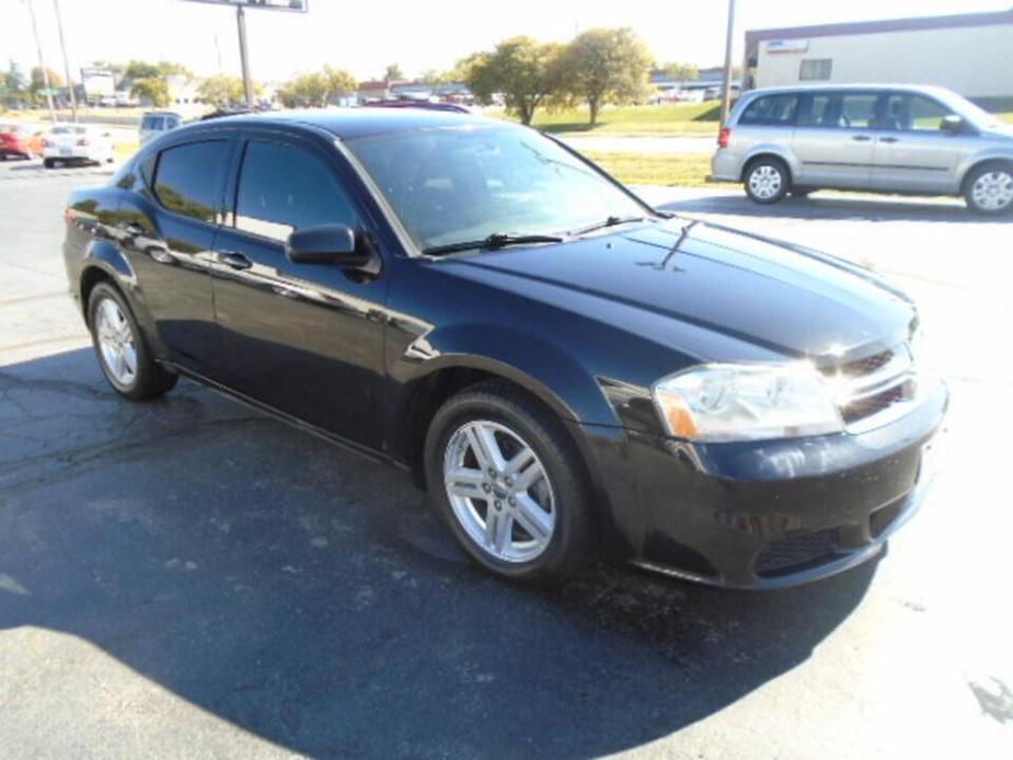 used 2011 Dodge Avenger car, priced at $5,495