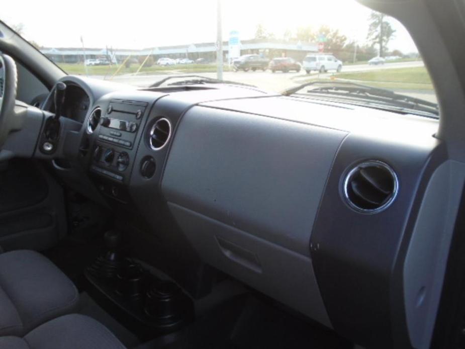 used 2006 Ford F-150 car, priced at $5,500