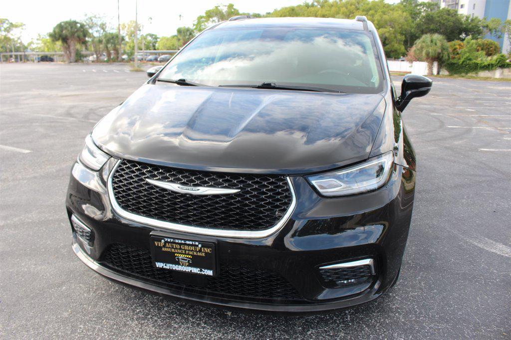 used 2022 Chrysler Pacifica car, priced at $34,995