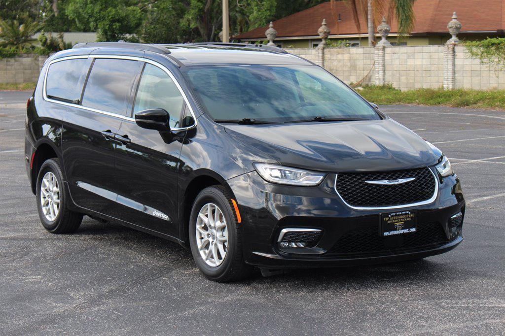 used 2022 Chrysler Pacifica car, priced at $34,995