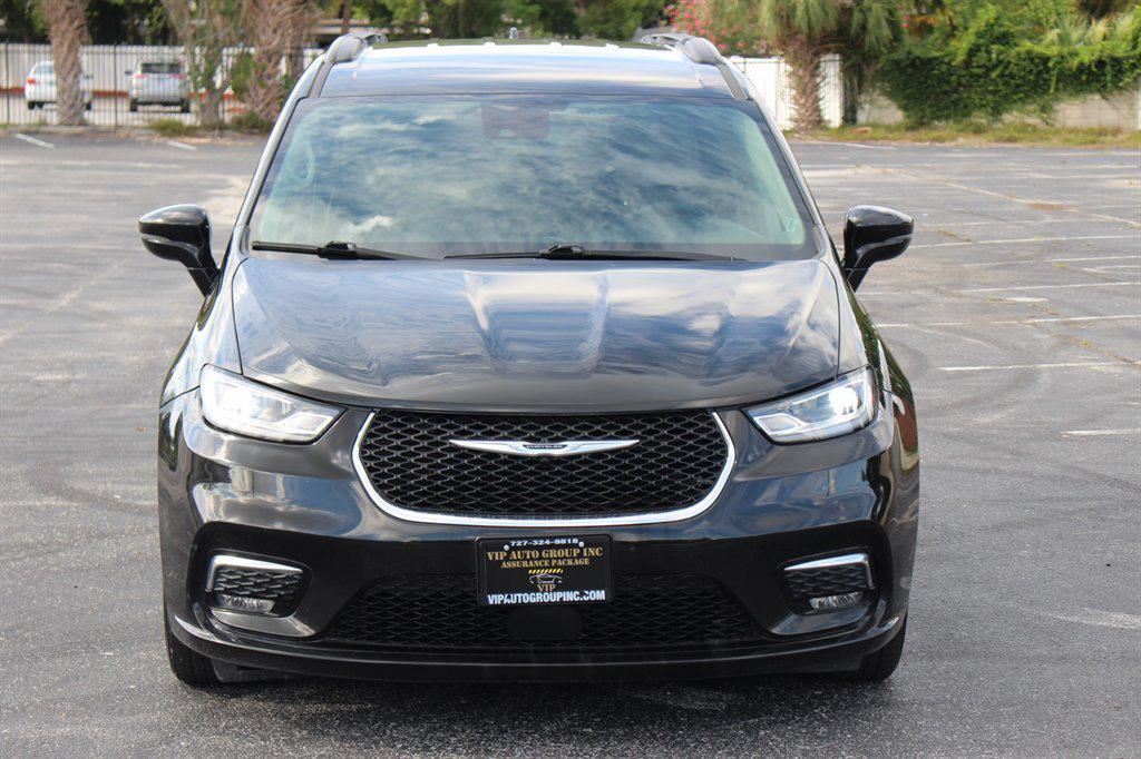 used 2022 Chrysler Pacifica car, priced at $34,995