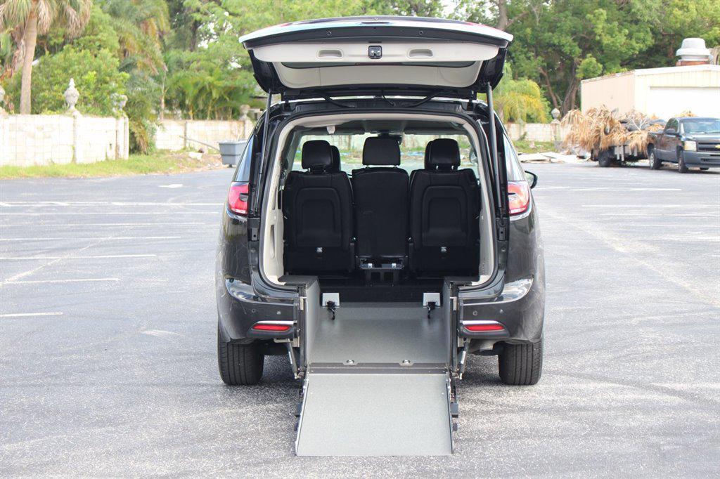 used 2022 Chrysler Pacifica car, priced at $34,995