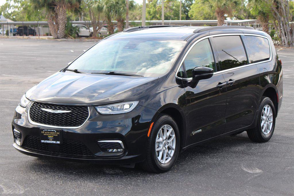 used 2022 Chrysler Pacifica car, priced at $34,995