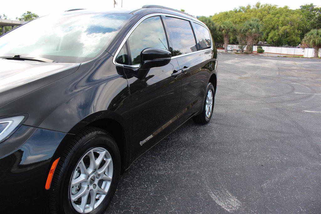 used 2022 Chrysler Pacifica car, priced at $34,995