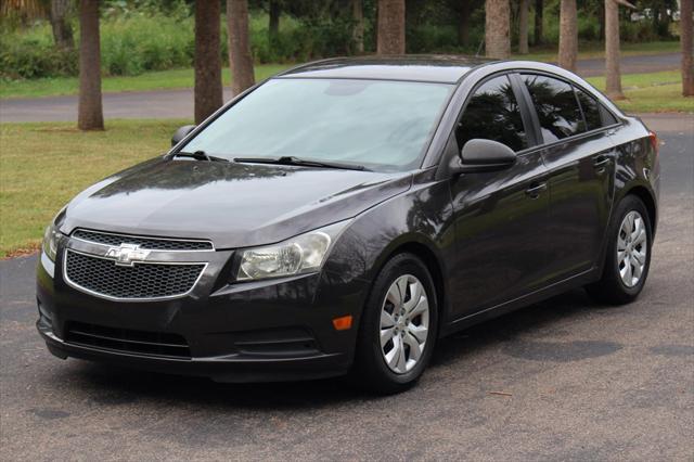 used 2014 Chevrolet Cruze car, priced at $5,995