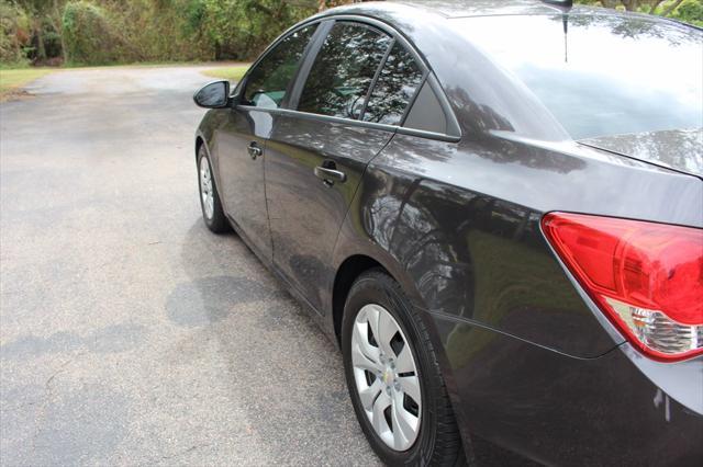 used 2014 Chevrolet Cruze car, priced at $5,995