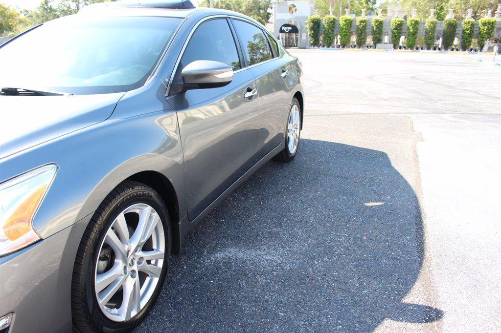 used 2015 Nissan Altima car, priced at $11,995
