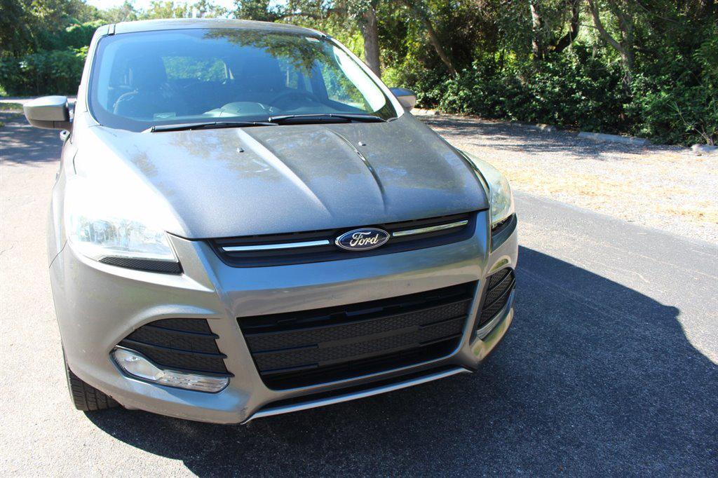 used 2014 Ford Escape car, priced at $5,995