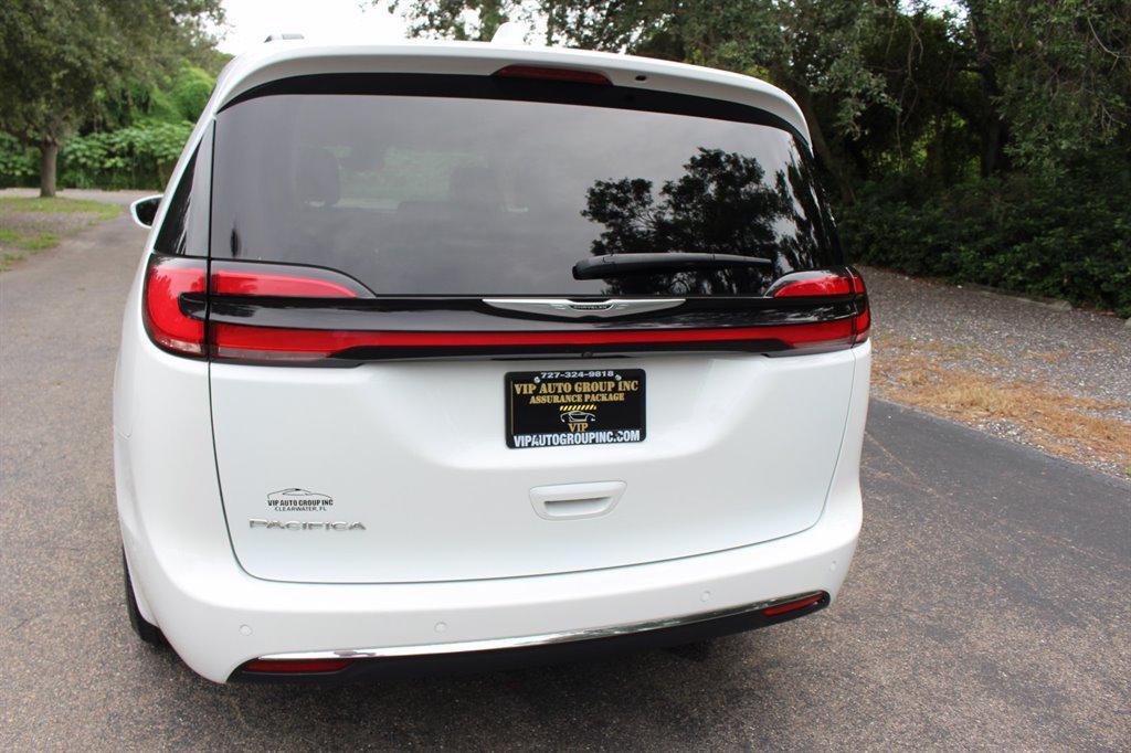 used 2022 Chrysler Pacifica car, priced at $20,995