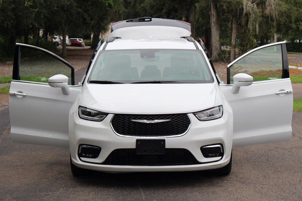 used 2022 Chrysler Pacifica car, priced at $20,995