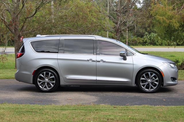 used 2018 Chrysler Pacifica car, priced at $17,995