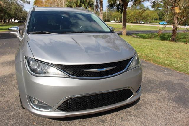 used 2018 Chrysler Pacifica car, priced at $17,995