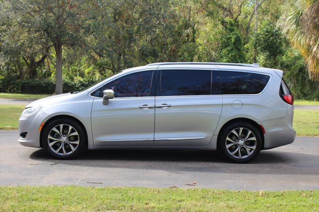 used 2018 Chrysler Pacifica car, priced at $17,995