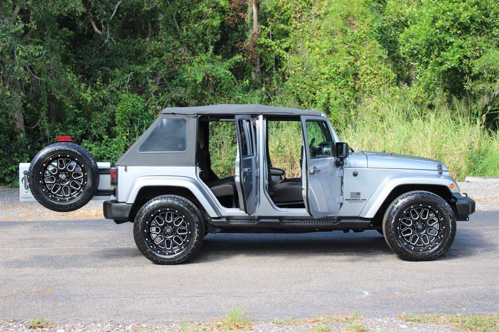 used 2015 Jeep Wrangler Unlimited car, priced at $17,995