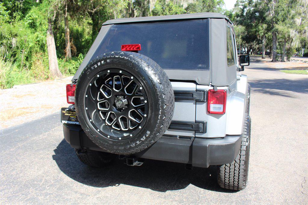 used 2015 Jeep Wrangler Unlimited car, priced at $17,995
