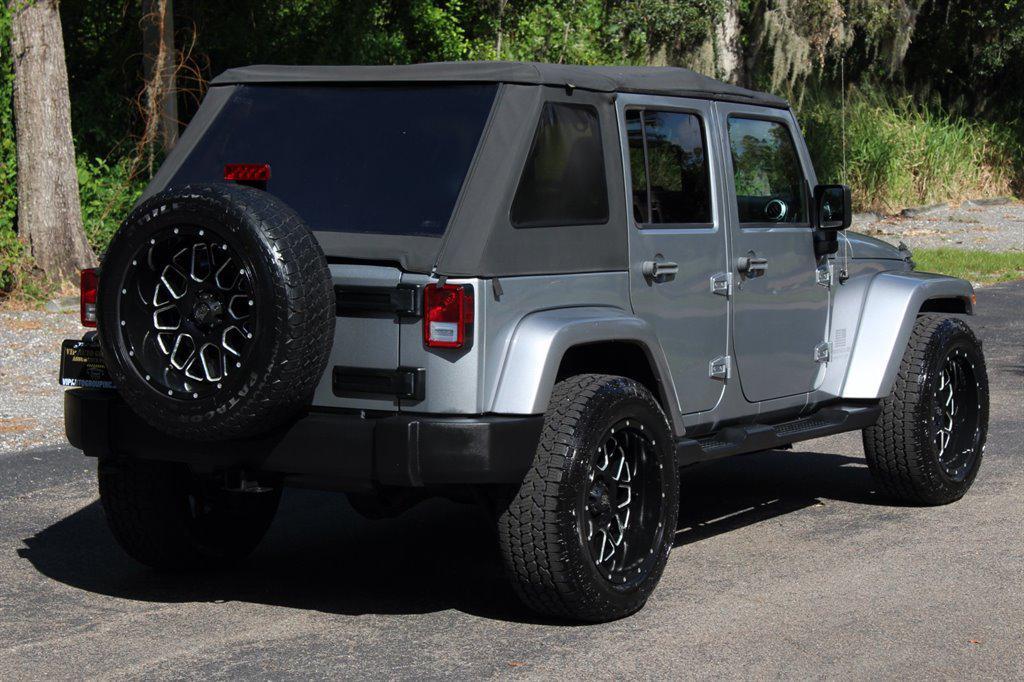 used 2015 Jeep Wrangler Unlimited car, priced at $17,995