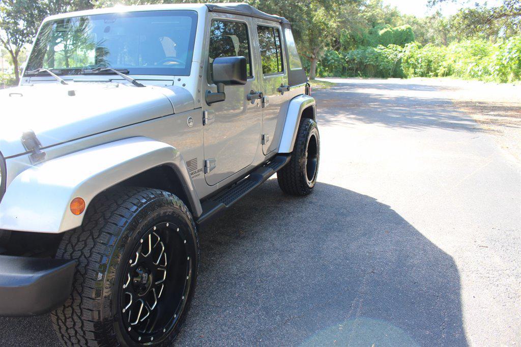 used 2015 Jeep Wrangler Unlimited car, priced at $17,995