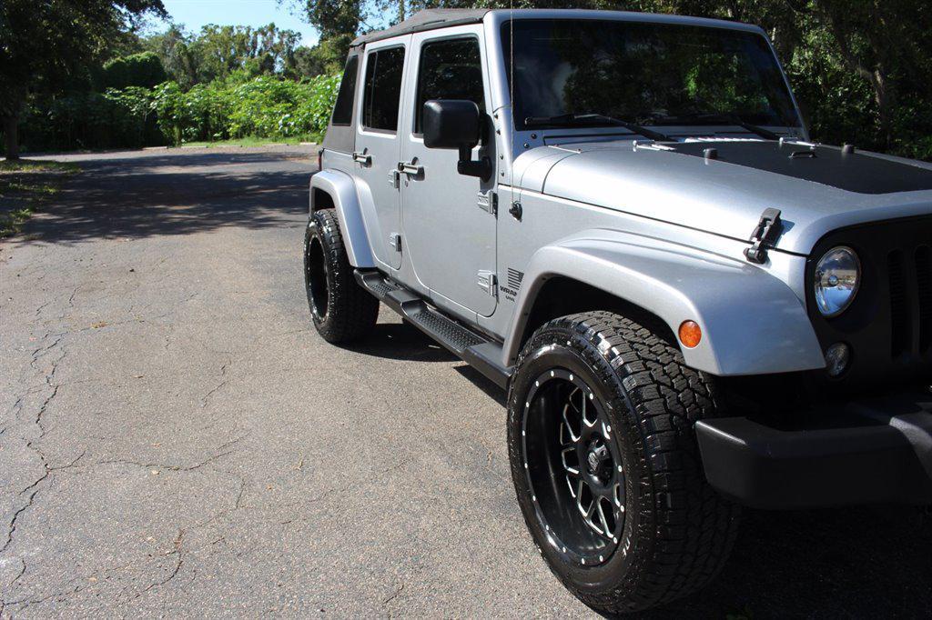 used 2015 Jeep Wrangler Unlimited car, priced at $17,995