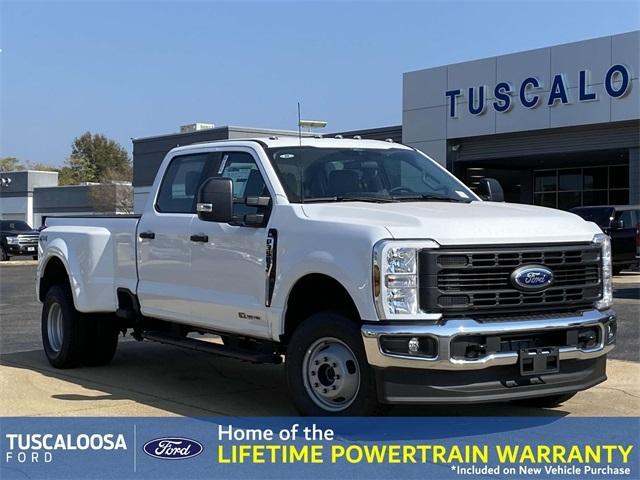 new 2024 Ford F-350 car, priced at $63,995