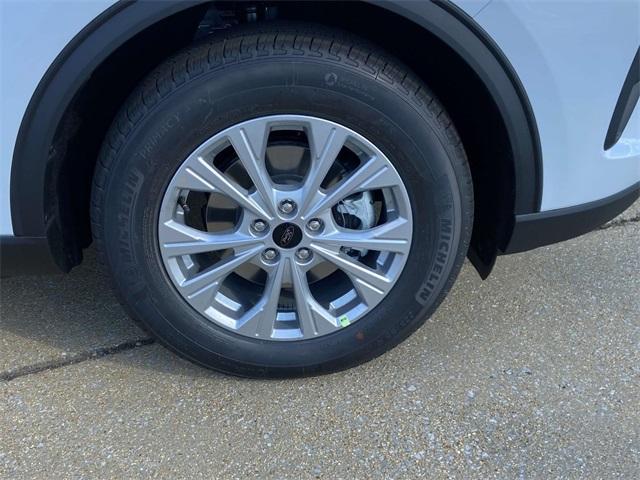new 2026 Ford Escape car, priced at $29,995