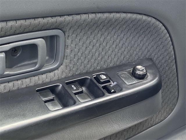 used 2004 Nissan Xterra car, priced at $4,500