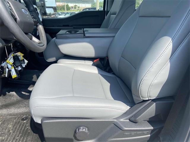 new 2025 Ford F-250 car, priced at $52,995