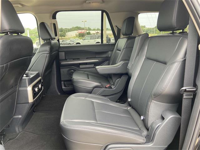 new 2024 Ford Expedition Max car, priced at $61,250