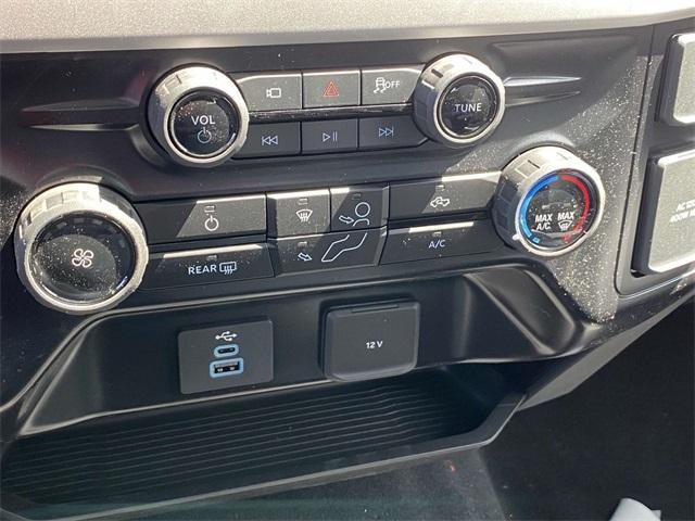 new 2025 Ford F-250 car, priced at $58,495