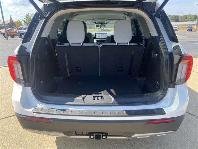 new 2025 Ford Explorer car, priced at $41,295