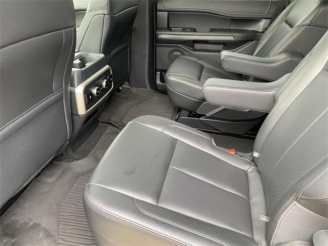 used 2024 Ford Expedition car, priced at $58,995