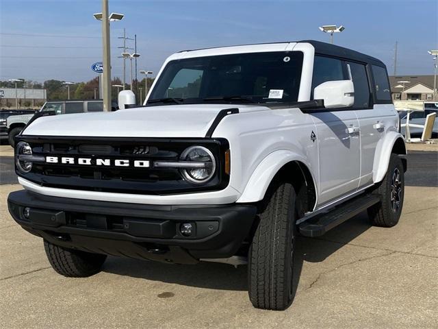 new 2024 Ford Bronco car, priced at $51,495