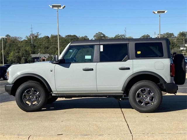 new 2024 Ford Bronco car, priced at $42,995