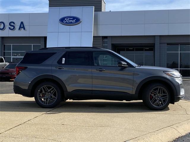 new 2025 Ford Explorer car, priced at $55,995