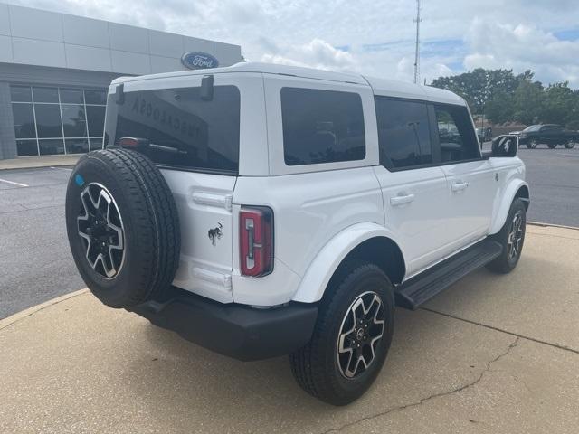 new 2025 Ford Bronco car, priced at $51,995