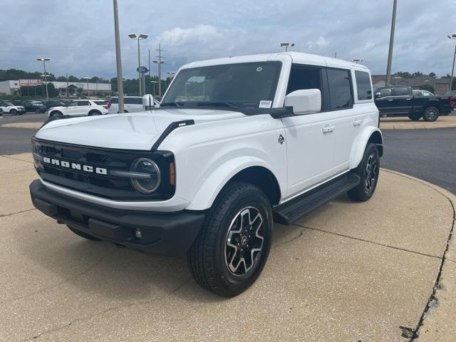 new 2025 Ford Bronco car, priced at $51,995