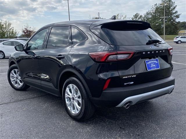 new 2025 Ford Escape car, priced at $27,750