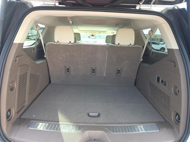 used 2022 GMC Yukon XL car, priced at $55,995