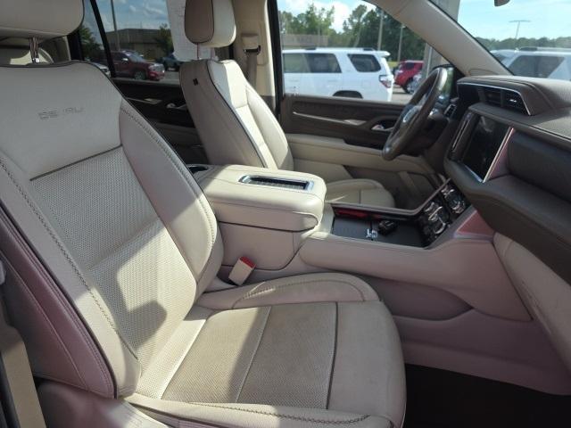 used 2022 GMC Yukon XL car, priced at $55,995