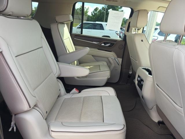 used 2022 GMC Yukon XL car, priced at $55,995