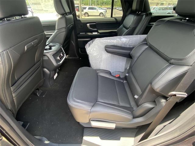 new 2025 Ford Expedition car, priced at $83,795