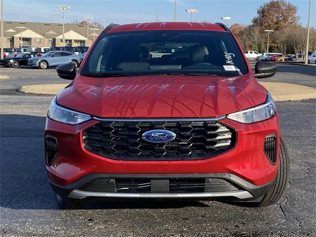 new 2025 Ford Escape car, priced at $29,495