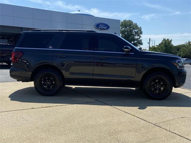 used 2022 Ford Expedition car, priced at $48,500